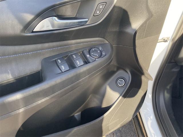 2025 Buick Envista Vehicle Photo in GOODYEAR, AZ 85338-1310