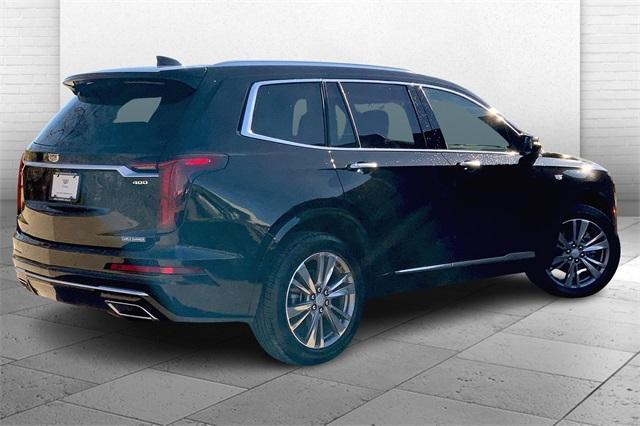 2024 Cadillac XT6 Vehicle Photo in KANSAS CITY, MO 64114-4545