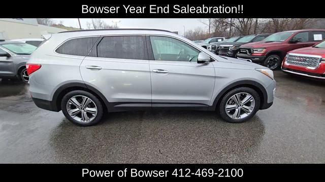 2015 Hyundai SANTA FE Vehicle Photo in Pleasant Hills, PA 15236