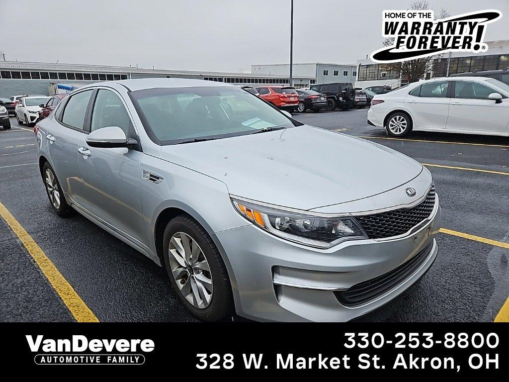 2018 Kia Optima Vehicle Photo in AKRON, OH 44303-2185