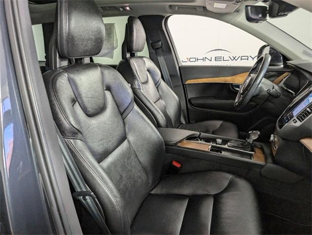 2021 Volvo XC90 Vehicle Photo in ENGLEWOOD, CO 80113-6708