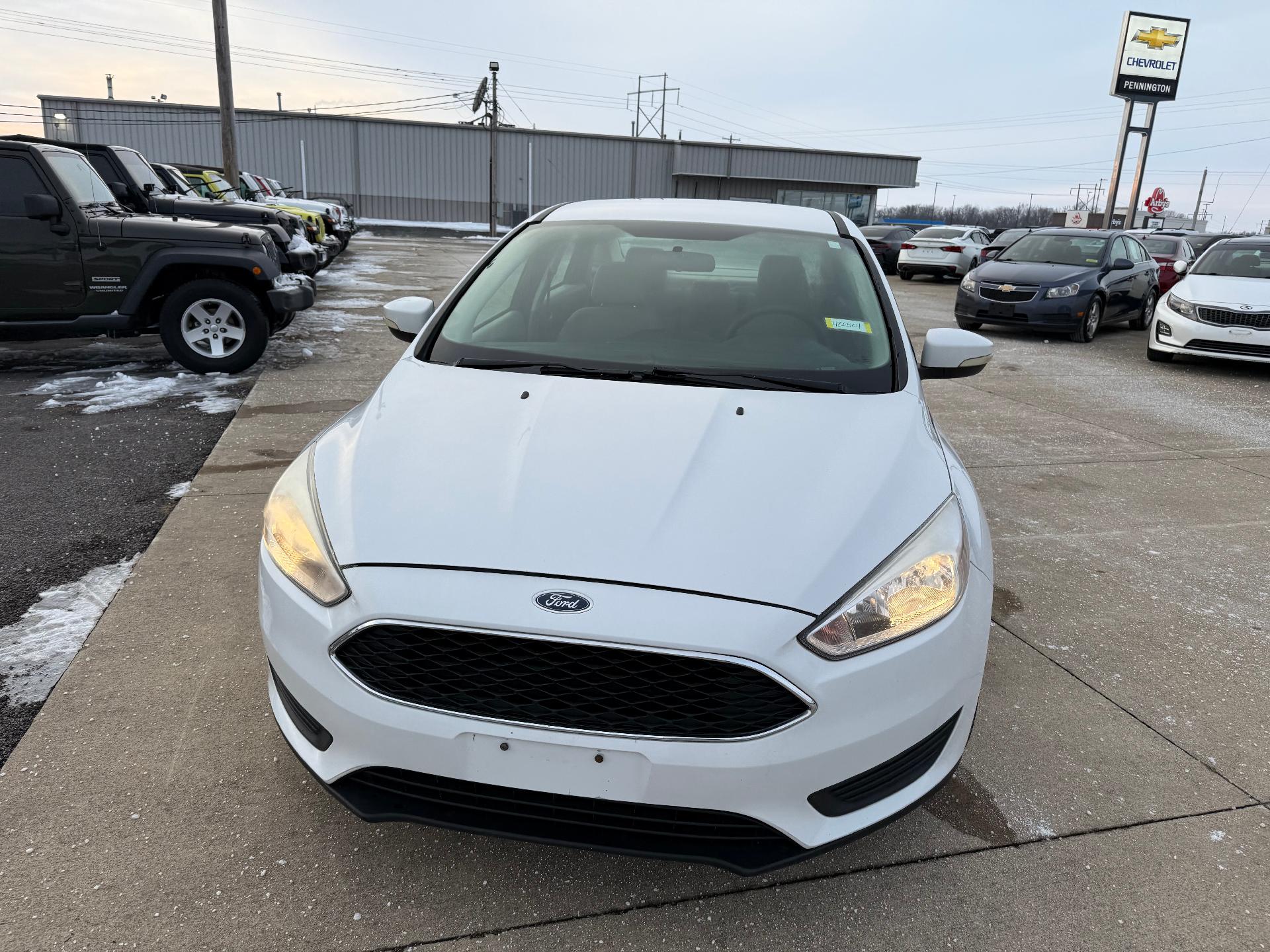 Used 2015 Ford Focus SE with VIN 1FADP3F21FL336468 for sale in Salem, IL