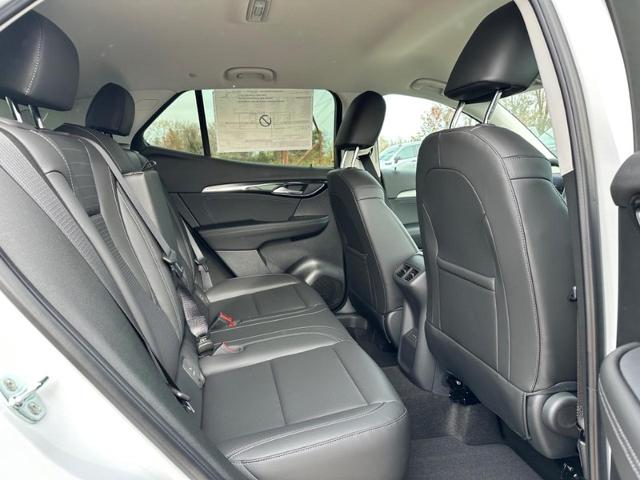 2025 Buick Envision Vehicle Photo in COLUMBIA, MO 65203-3903