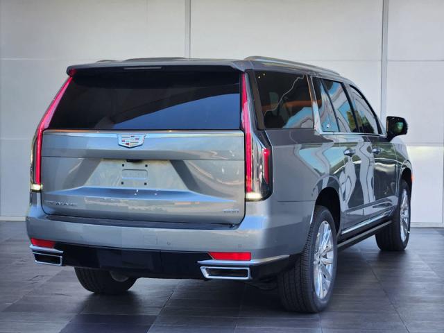 2024 Cadillac Escalade ESV Vehicle Photo in HOUSTON, TX 77079