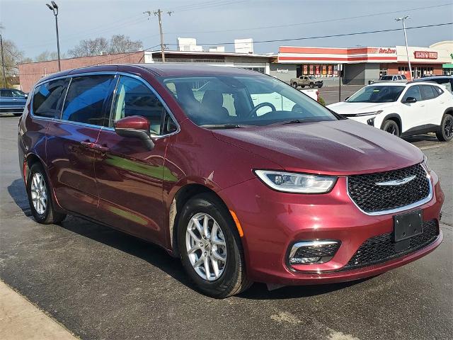 Used 2023 Chrysler Pacifica Touring L with VIN 2C4RC1BG3PR559816 for sale in Albion, MI