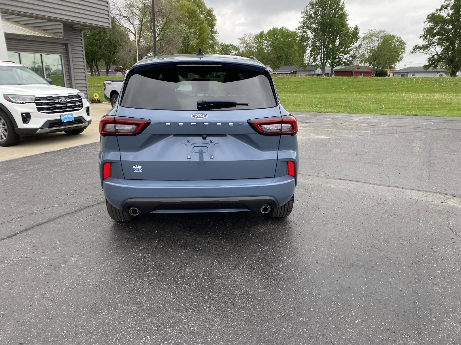 Used 2024 Ford Escape ST-Line with VIN 1FMCU9MN2RUA64411 for sale in Kansas City