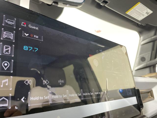2024 GMC HUMMER EV Pickup Vehicle Photo in GILBERT, AZ 85297-0402