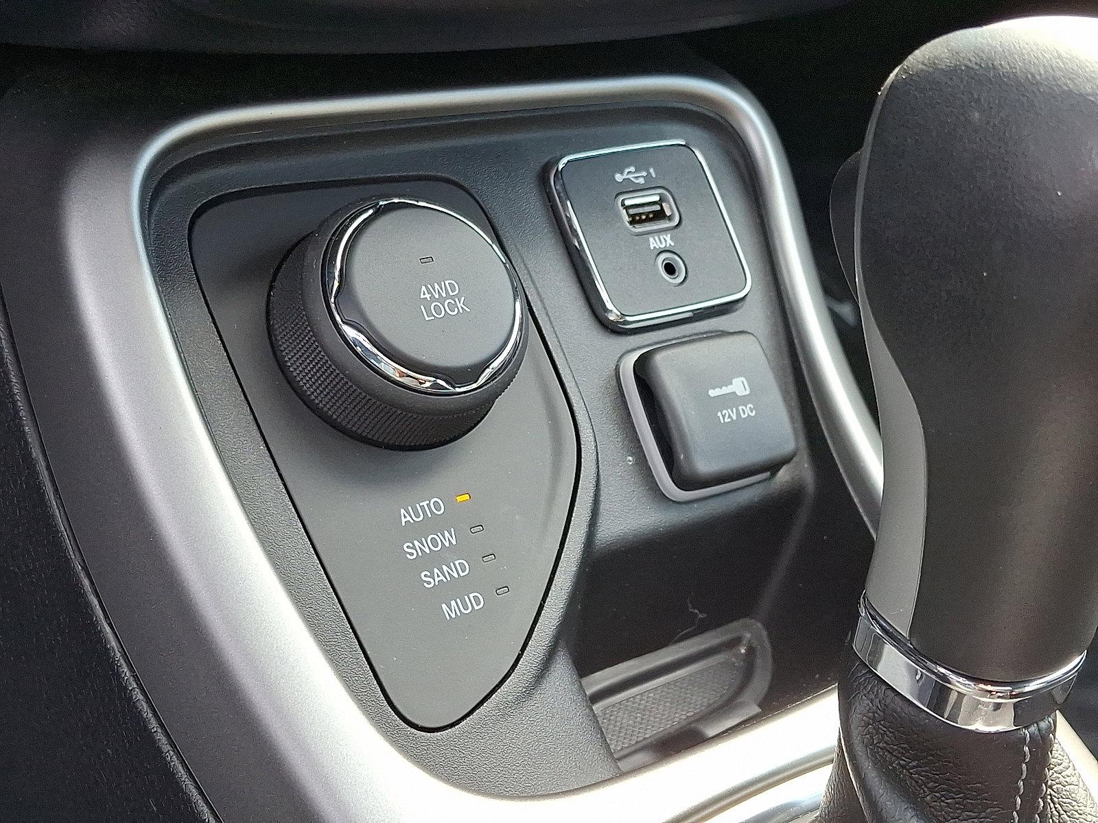 2020 Jeep Compass Vehicle Photo in Trevose, PA 19053