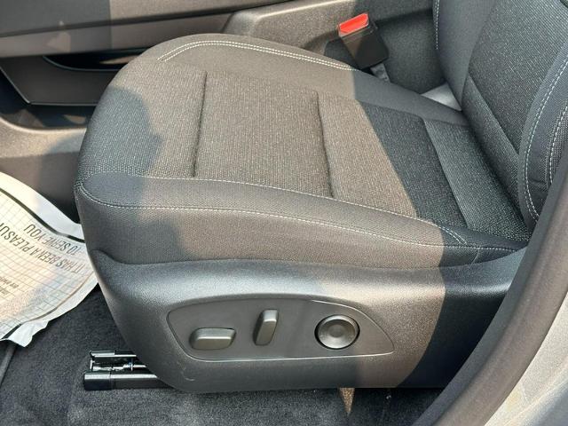 2025 Chevrolet Traverse Vehicle Photo in COLUMBIA, MO 65203-3903