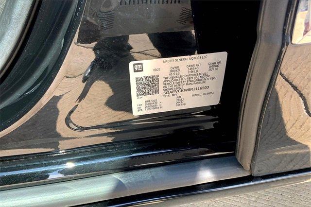 2024 Buick Enclave Vehicle Photo in TOPEKA, KS 66609-0000