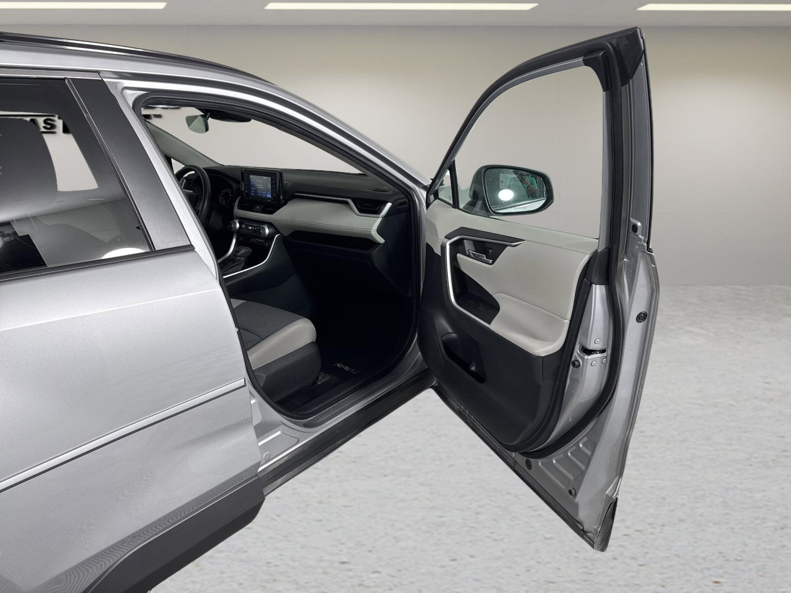 2022 Toyota RAV4 Vehicle Photo in GEORGETOWN, TX 78626-7508