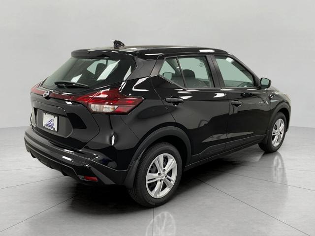 2025 Nissan Kicks Play Vehicle Photo in Appleton, WI 54913
