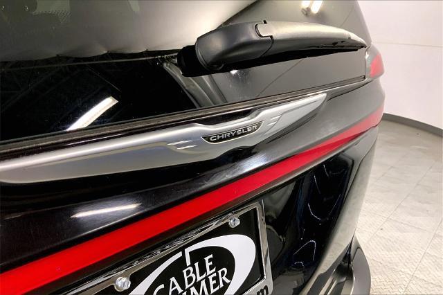 2022 Chrysler Pacifica Vehicle Photo in Lees Summit, MO 64086