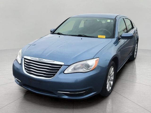 2011 Chrysler 200 Vehicle Photo in GREEN BAY, WI 54303-3330