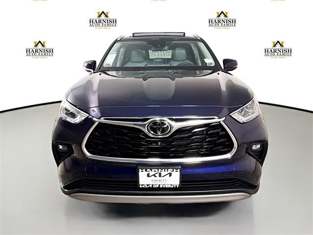 2023 Toyota Highlander Vehicle Photo in Everett, WA 98204