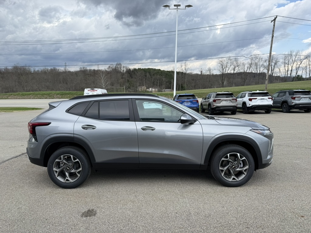 View vehicle photo 6