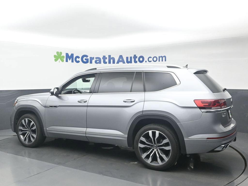 2023 Volkswagen Atlas Vehicle Photo in Marion, IA 52302