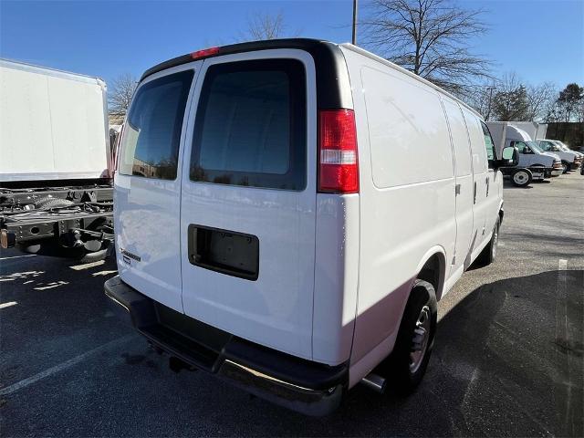 2025 Chevrolet Express Cargo 2500 Vehicle Photo in ALCOA, TN 37701-3235