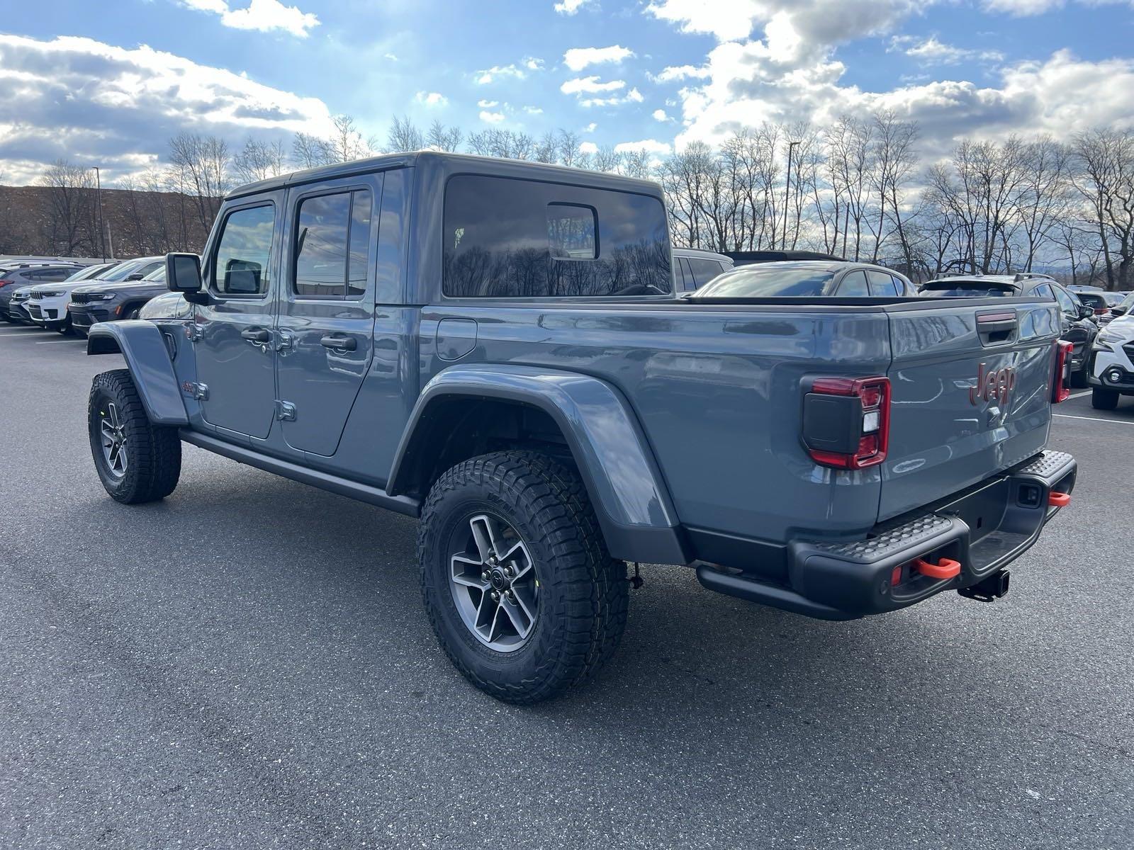 2025 Jeep Gladiator Vehicle Photo in Mechanicsburg, PA 17050-1707