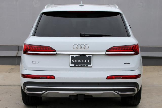 2024 Audi Q7 Vehicle Photo in SUGAR LAND, TX 77478