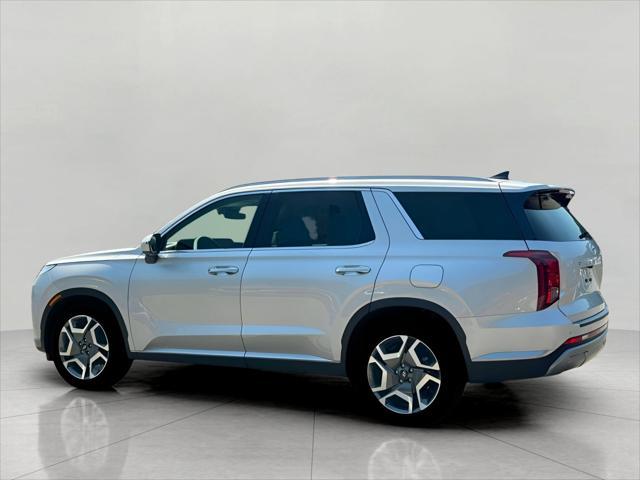 2025 Hyundai PALISADE Vehicle Photo in Green Bay, WI 54304