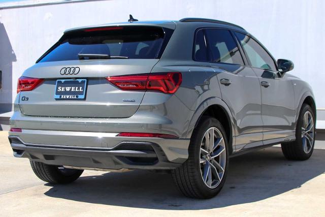 2024 Audi Q3 Vehicle Photo in SUGAR LAND, TX 77478