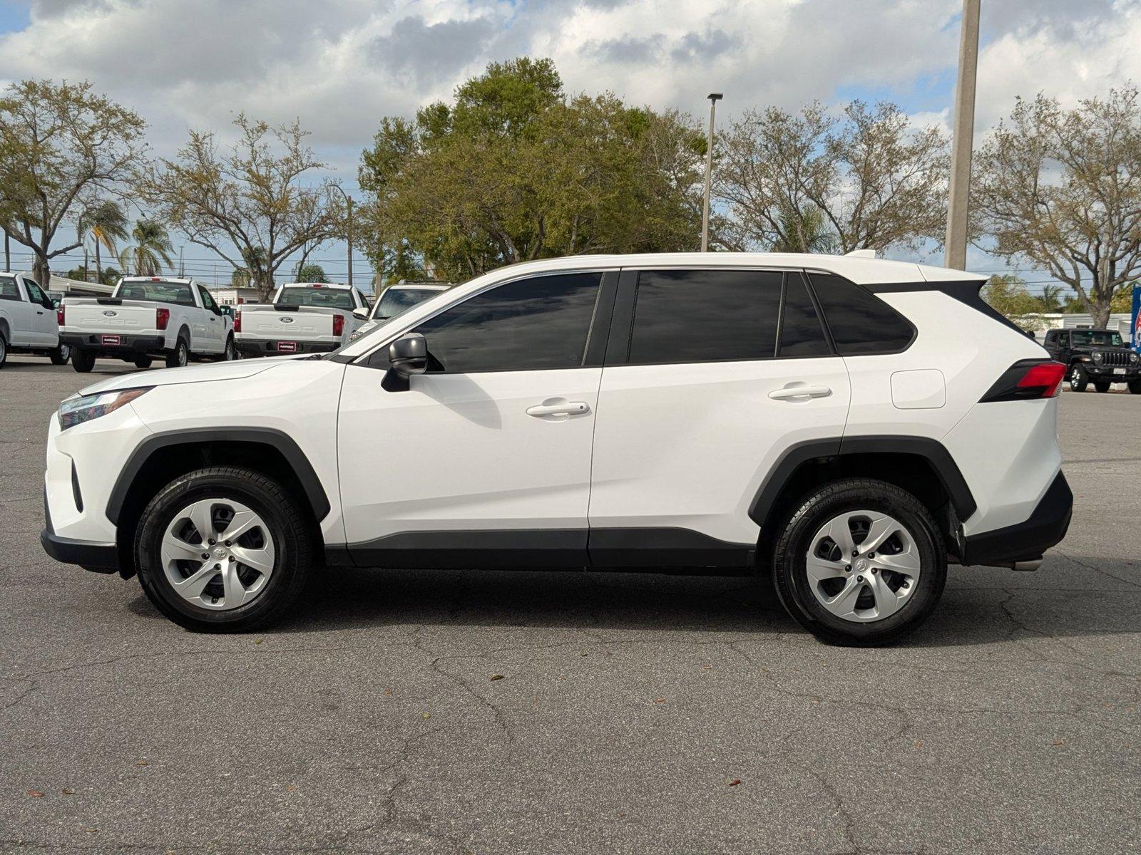 2023 Toyota RAV4 Vehicle Photo in St. Petersburg, FL 33713