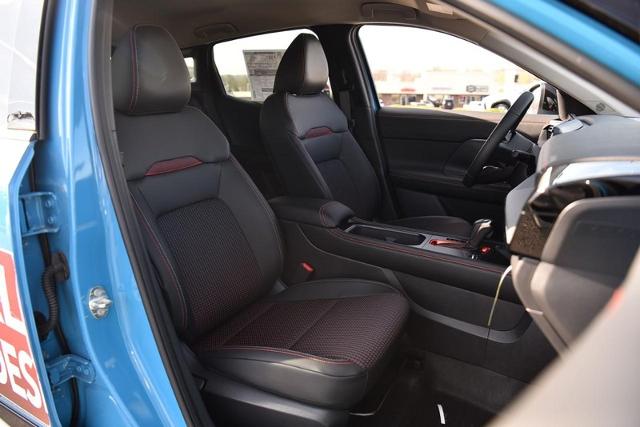 2025 Nissan Kicks Vehicle Photo in Ballwin, MO 63011