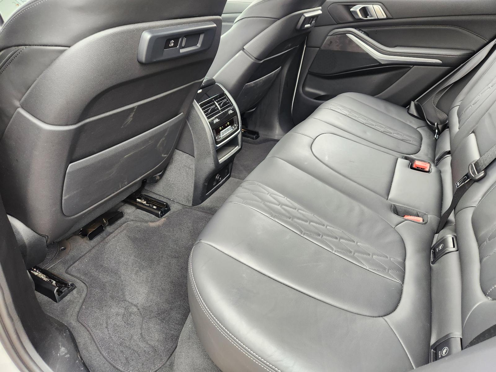 2022 BMW X5 xDrive40i Vehicle Photo in PLANO, TX 75024