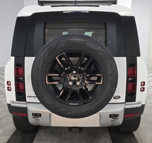 2023 Land Rover Defender Vehicle Photo in San Antonio, TX 78230