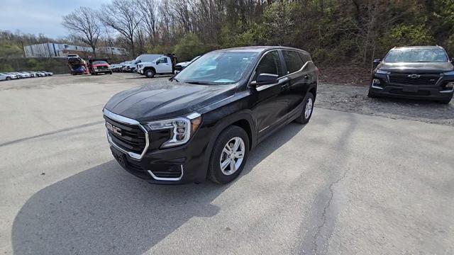 2022 GMC Terrain Vehicle Photo in Pleasant Hills, PA 15236