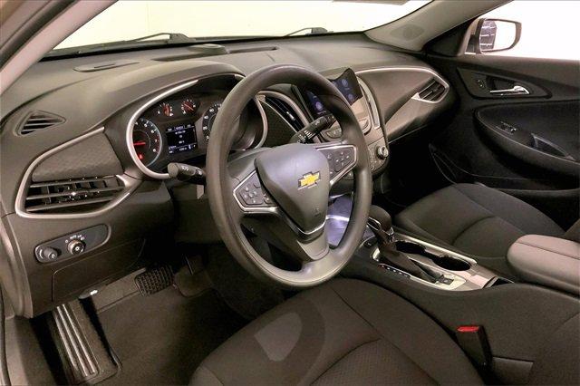 2025 Chevrolet Malibu Vehicle Photo in INDEPENDENCE, MO 64055-1314