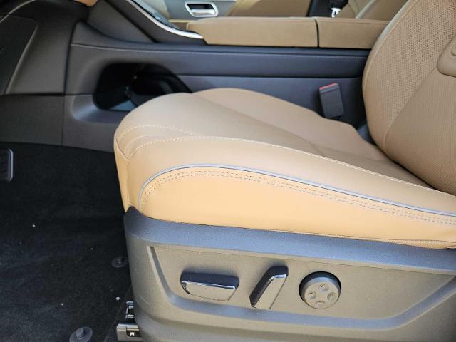 2025 INFINITI QX80 Vehicle Photo in Fort Worth, TX 76132