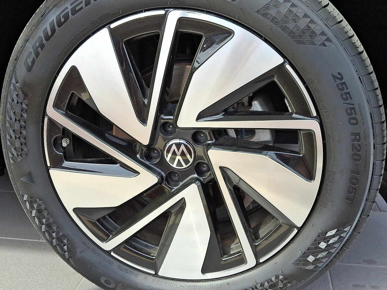 2024 Volkswagen Atlas Vehicle Photo in Lancaster, PA 17601