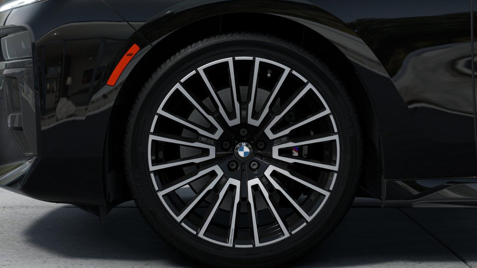 2025 BMW 740i Vehicle Photo in GRAPEVINE, TX 76051