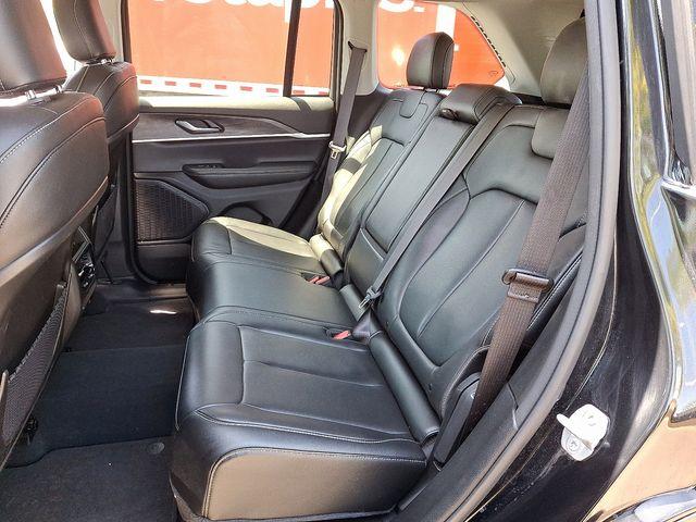 2023 Jeep Grand Cherokee Vehicle Photo in DANBURY, CT 06810-5034