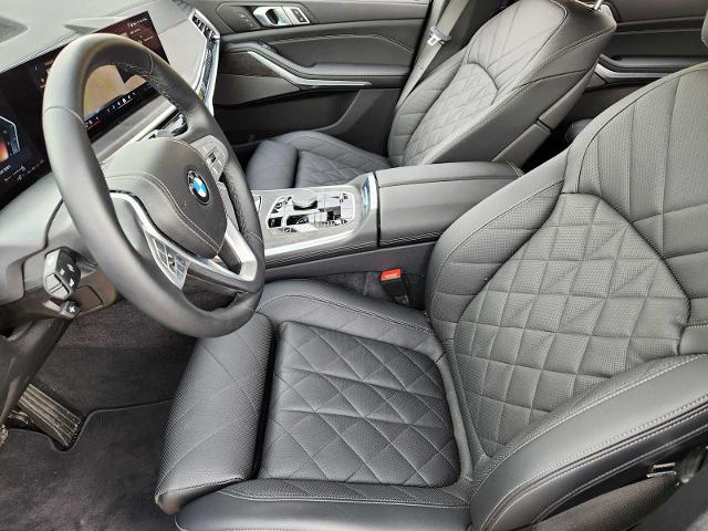 2024 BMW X7 xDrive40i Vehicle Photo in PLANO, TX 75024