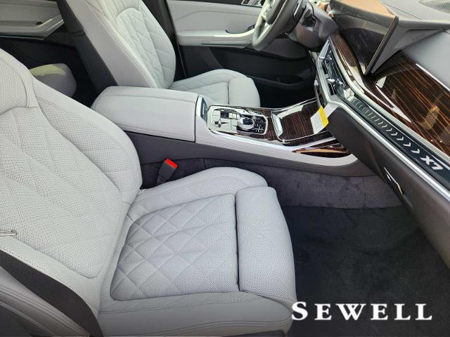 2026 BMW X7 xDrive40i Vehicle Photo in PLANO, TX 75024