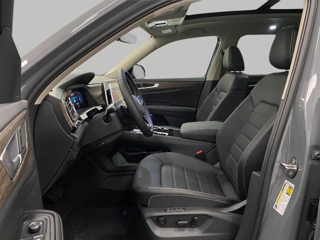2025 Volkswagen Atlas Vehicle Photo in Appleton, WI 54913