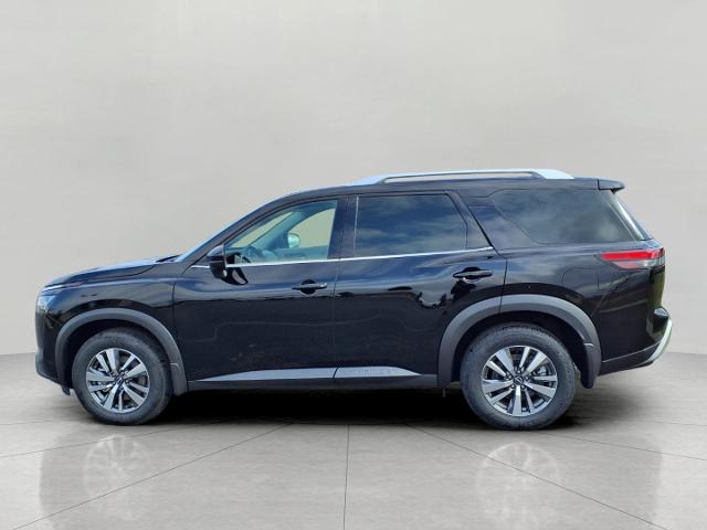 2025 Nissan Pathfinder Vehicle Photo in Oshkosh, WI 54904