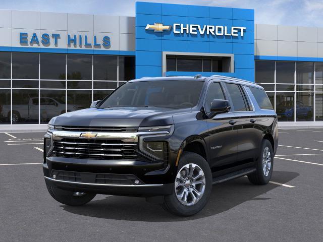 2025 Chevrolet Suburban Vehicle Photo in Roslyn, NY 11576