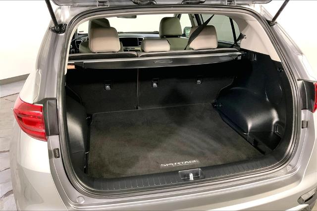 2021 Kia Sportage Vehicle Photo in Lees Summit, MO 64086