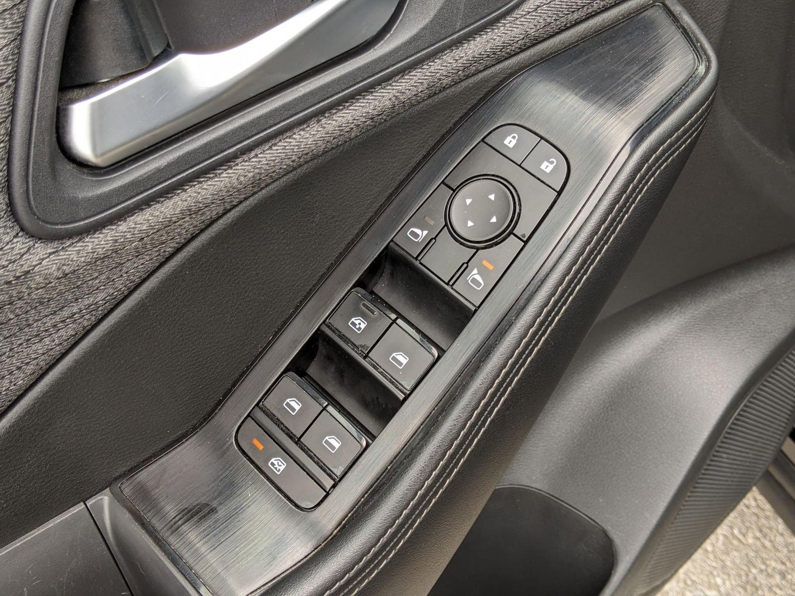 2023 Nissan Rogue Vehicle Photo in Seguin, TX 78155