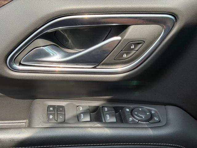 2023 Chevrolet Tahoe Vehicle Photo in COLUMBIA, MO 65203-3903