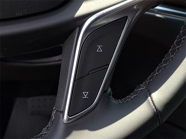 2025 Cadillac XT5 Vehicle Photo in ALLENTOWN, PA 18103-7399