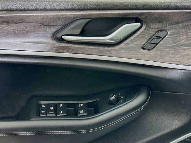 2022 Jeep Grand Cherokee L Vehicle Photo in Doylsetown, PA 18901