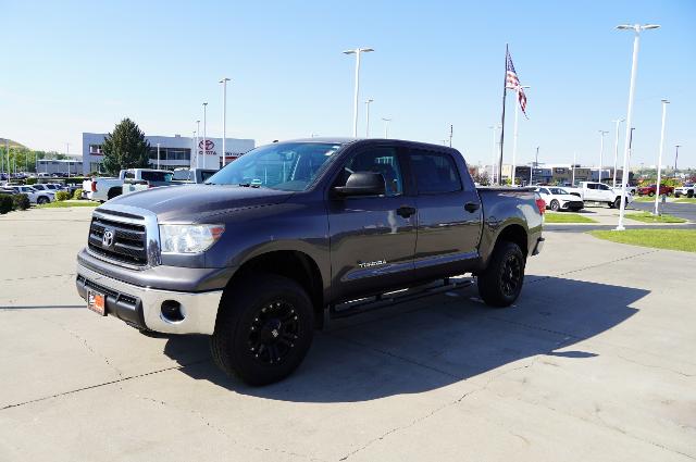 2012 Toyota Tundra 4WD Truck Vehicle Photo in Riverdale, UT 84405