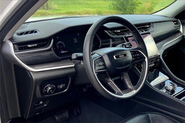 2023 Jeep Grand Cherokee L Vehicle Photo in TOPEKA, KS 66609-0000
