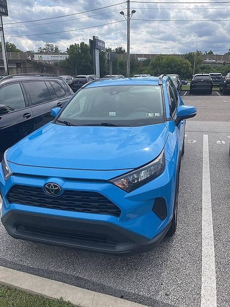 2019 Toyota RAV4 Vehicle Photo in Trevose, PA 19053