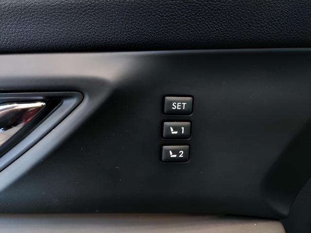 2025 Subaru Ascent Vehicle Photo in Green Bay, WI 54304